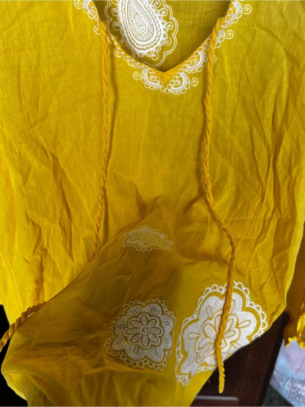 Mud Pie Bag Lady Yellow White Embroidered Paisley Beach Cover Up Tunic Sz L⁠